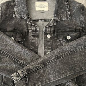 Stoned Washed Cropped Jean Jacket